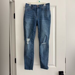 Madewell 9” Mid Rise Distressed Skinny Jeans
